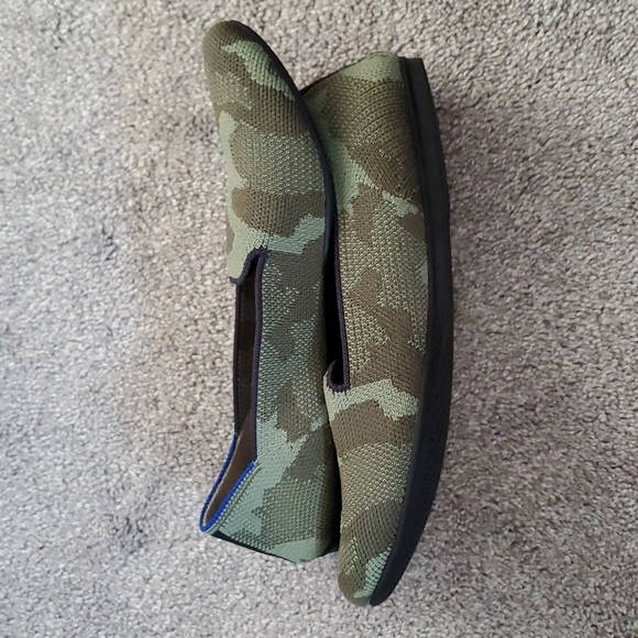 Rothys Camo Loafer Size 6.5 - Picture 8 of 9